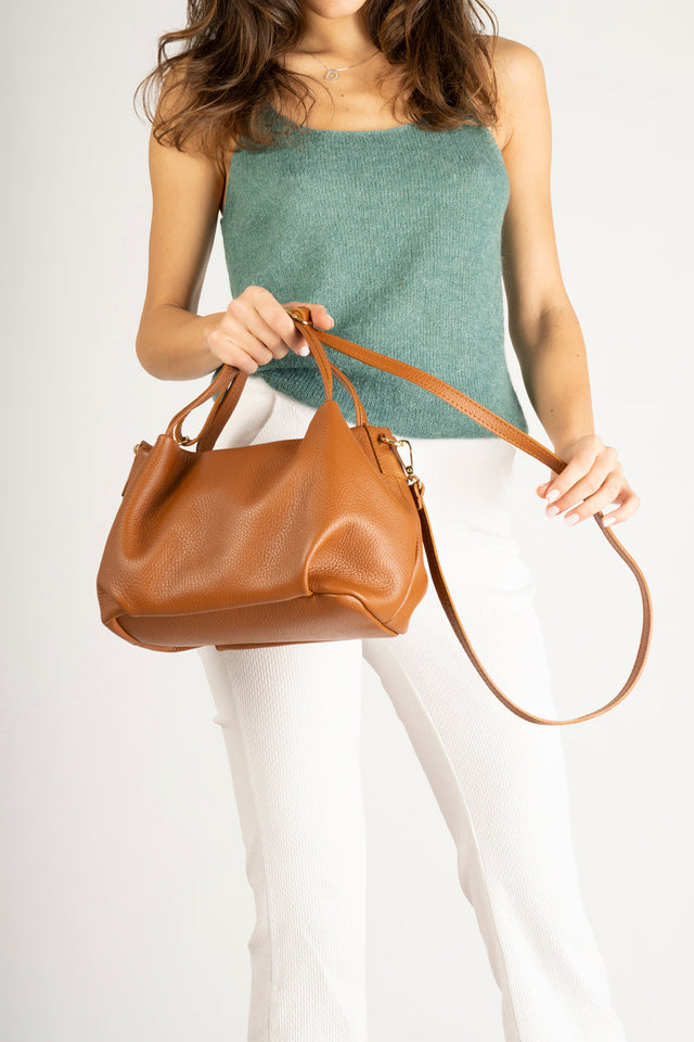 Maia Cognac Leather Bag by Prim & Proper - - Prim & Proper - CUOIO L 27 cm x W 13 cm x H 17 cm